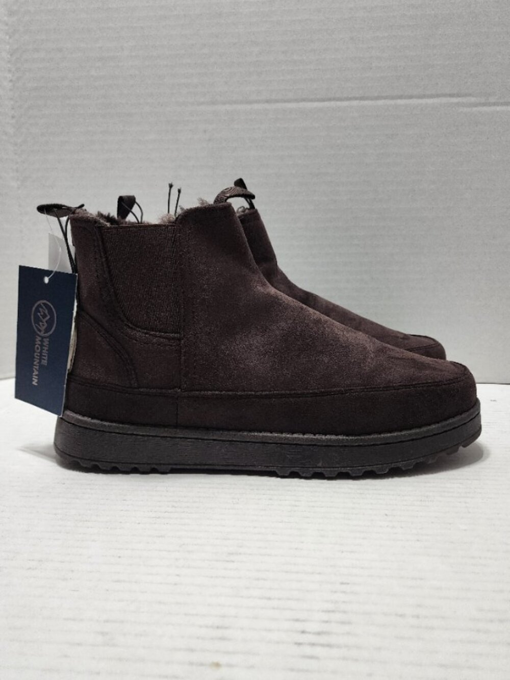 New White Mountain Isleworth Dark Brown Boot - Faux Suede & Fur - Size 13